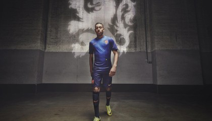 爱游戏-iGOW战队迎来战略调整，花猫身兼教练与替补选手双职