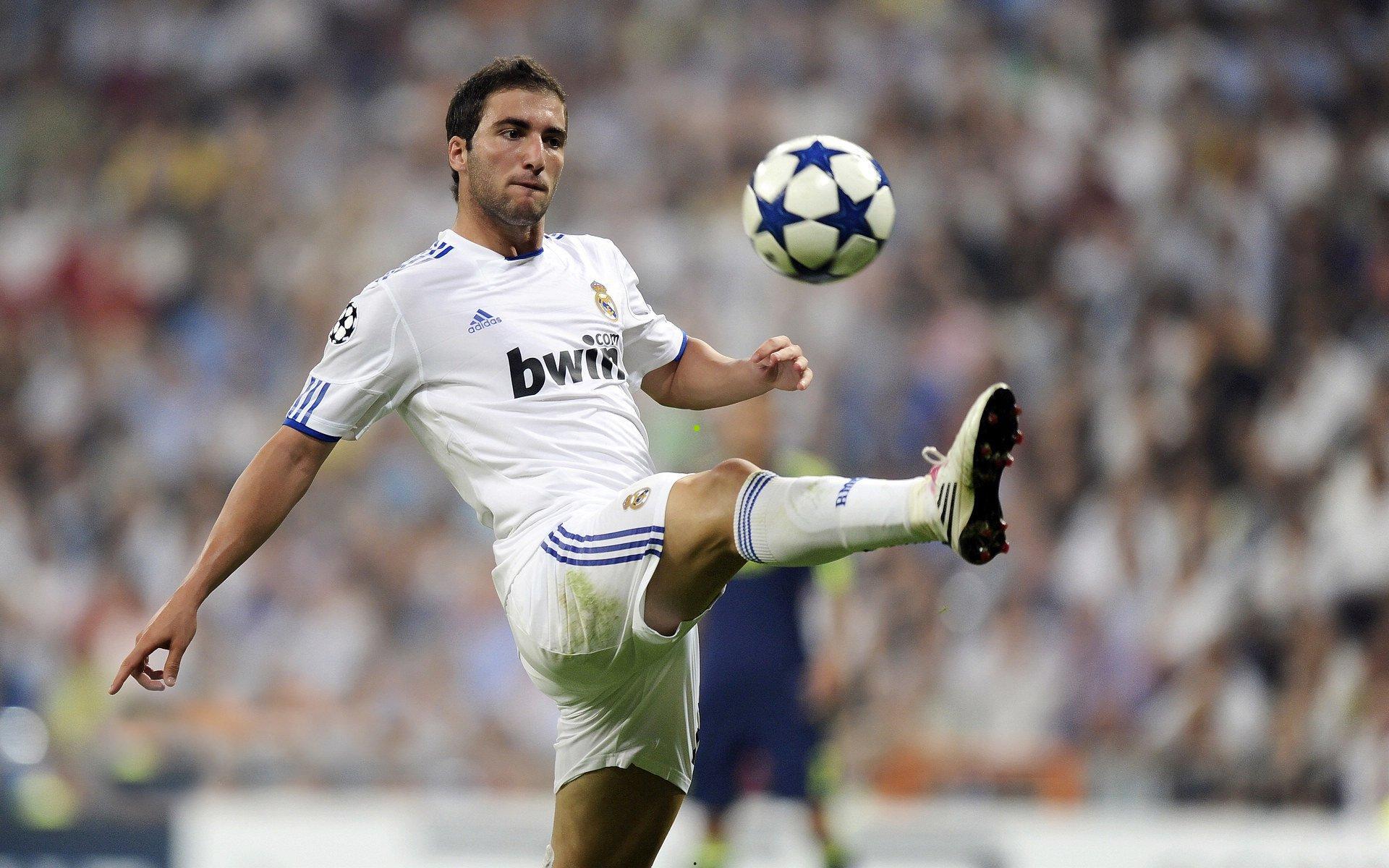 拉菲尼亚坦言金球奖第五名是荣誉亦是鞭策,未达巅峰的失望与动力